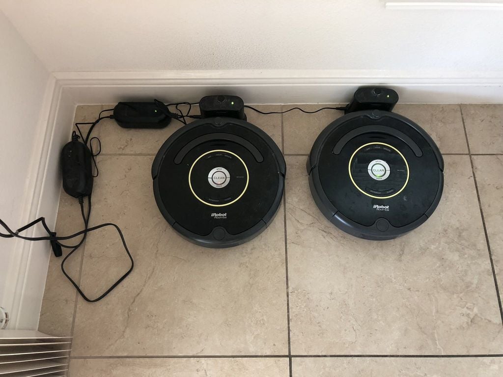 Roomba Dockingstation und Kabelmanagementsystem