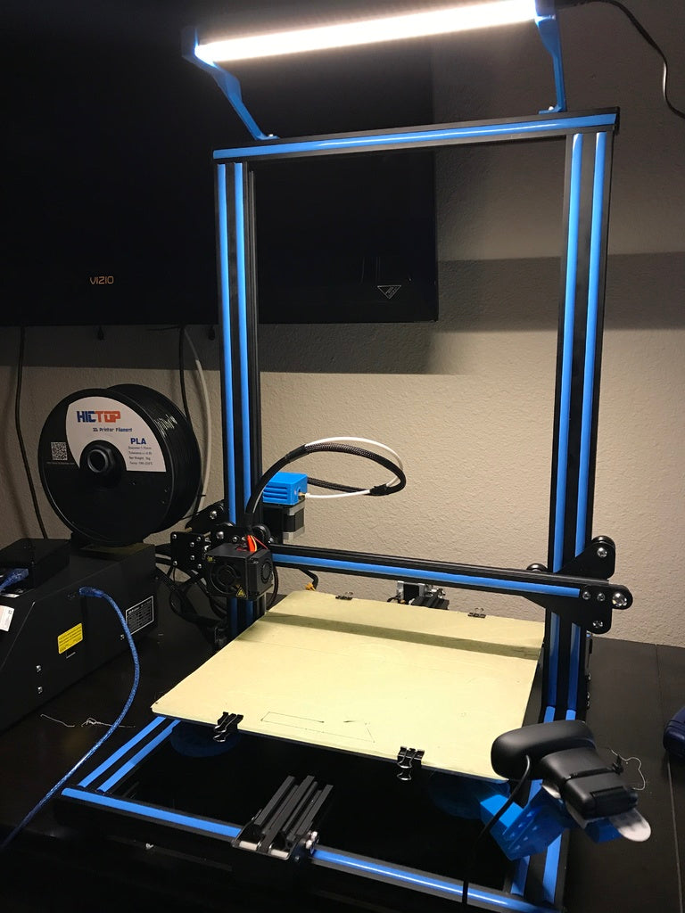 CR-10 Utilitech 11,8 LED-Leistenhalter/Halterung für Unterschrankbeleuchtung