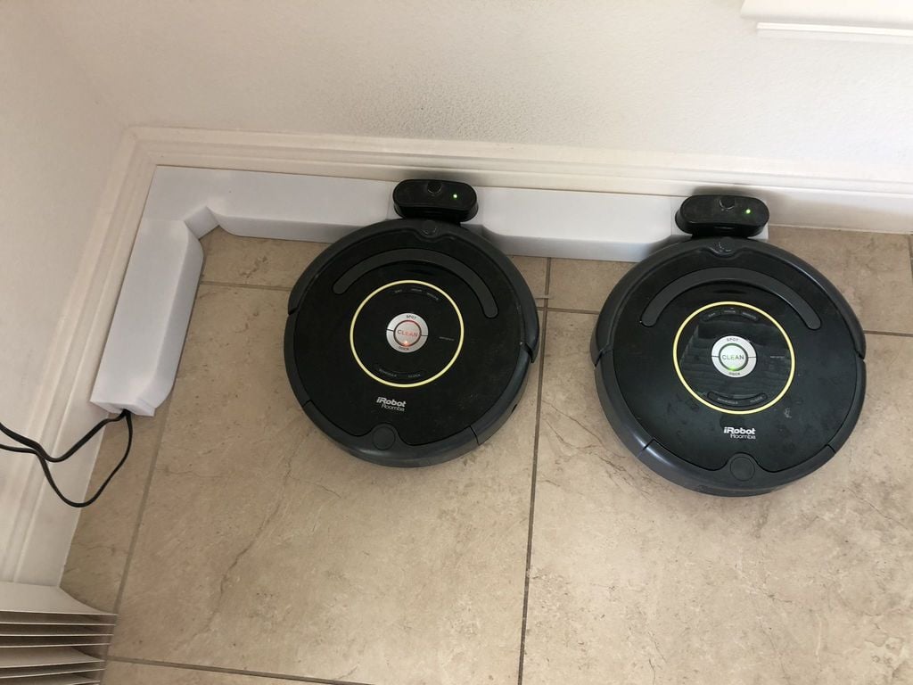 Roomba Dockingstation und Kabelmanagementsystem