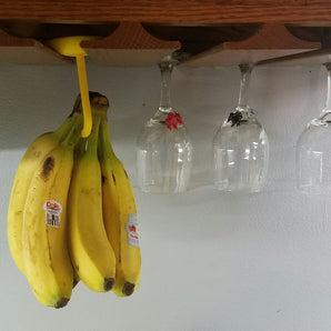 Bananenhalter zum Aufhängen am Weinglasregal