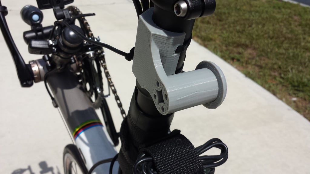 Vertikale Fahrradhalterung für GPS und Licht
