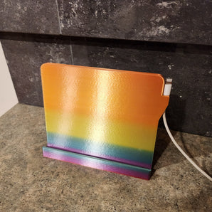 iPad-Ständer mit Kabelhaken