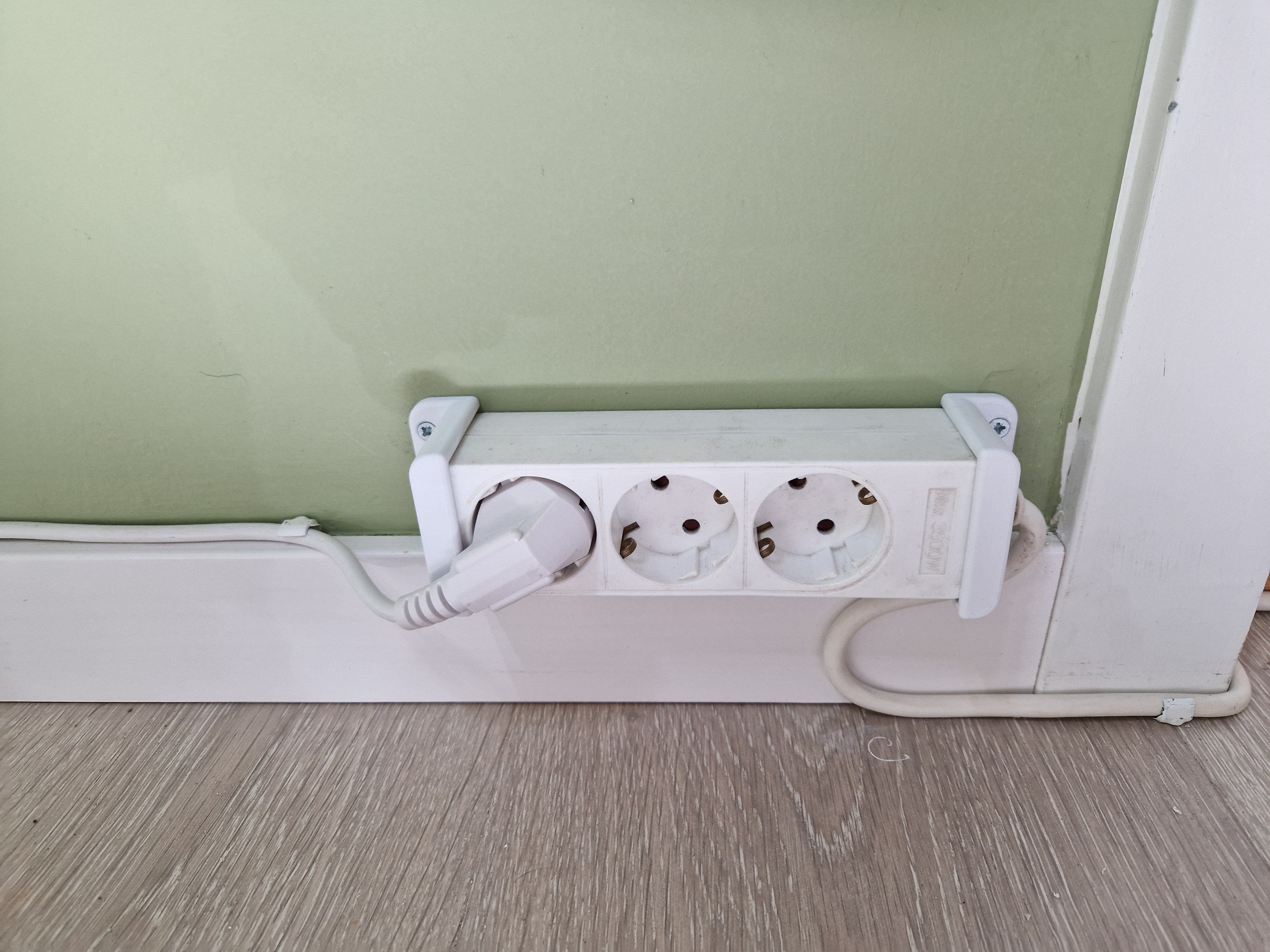 Halterung für Verlängerungskabel