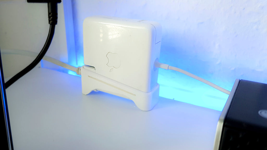MacBook Pro 85W MagSafe2 Ständer für Schreibtisch oder Wand