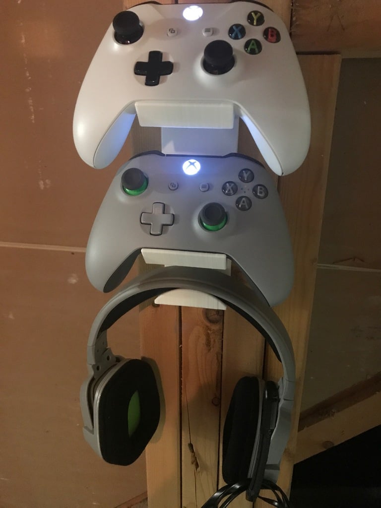 Wandhalterung für XBOX One-Controller und Headset