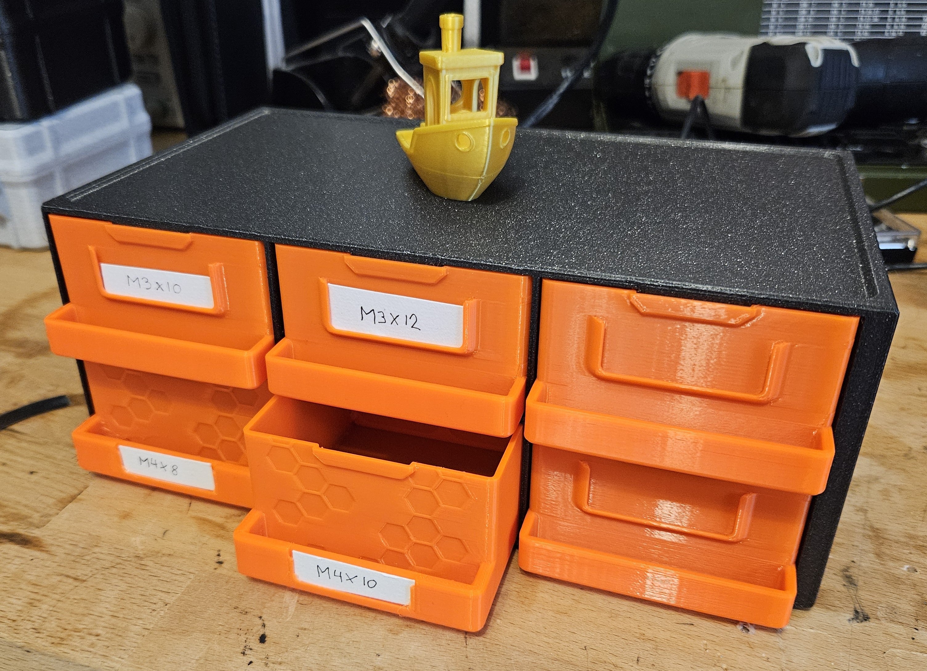 Schubladenschrank - Modularer Werkstatt-Organizer