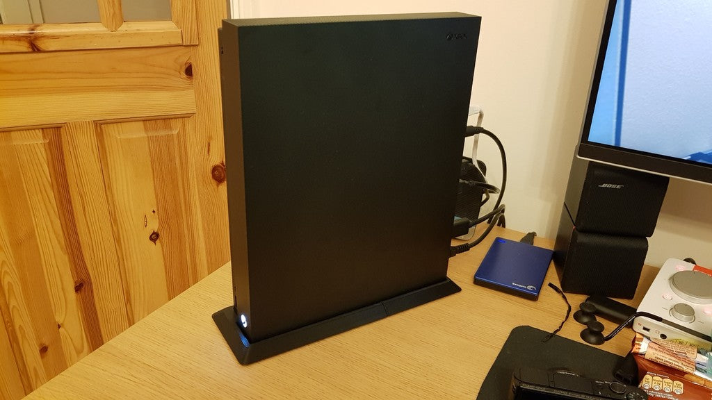 Vertikaler Ständer für Xbox One X