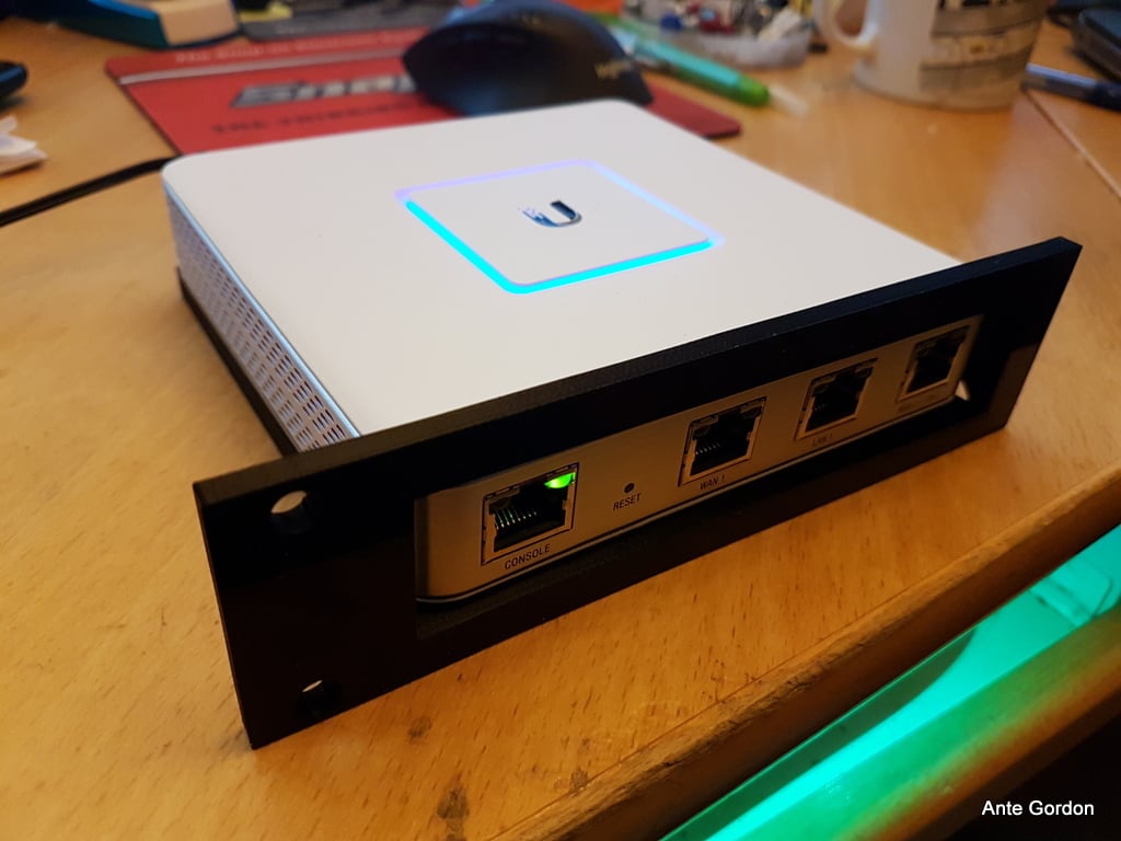 Ubiquiti Unifi USG Rackmount-Halterung 19"