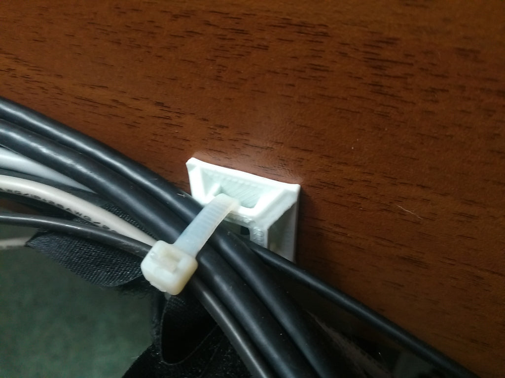 Kabelkonfektion 25x25x8 mm (für Nylonklemmen)