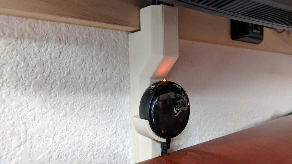 Computerkabel Chase für die Desktop- und Logitech-Lautsprechersteuerung