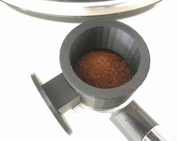 Kaffeetrichter und Tamper