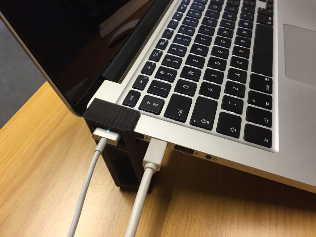 Verstellbarer Laptopständer für MacBook Pro Retina 13 Zoll