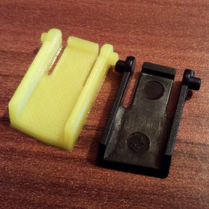 Logitech G11 Tastaturfußclip ersetzen