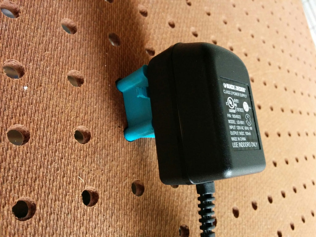 AC-Adapterhalter für 9/32 Zoll Stecktafel-Organizer