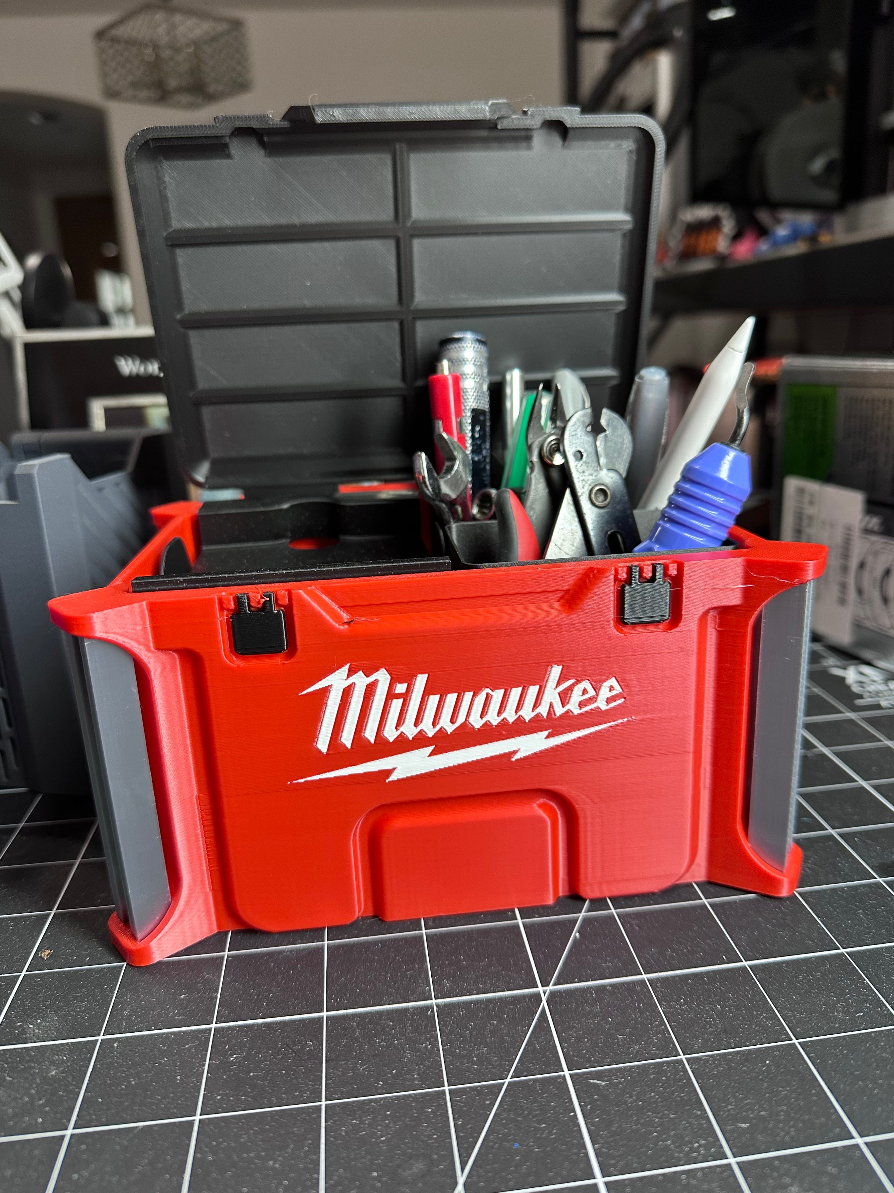 Schreibtisch-Organizer im Milwaukee Packout-Stil