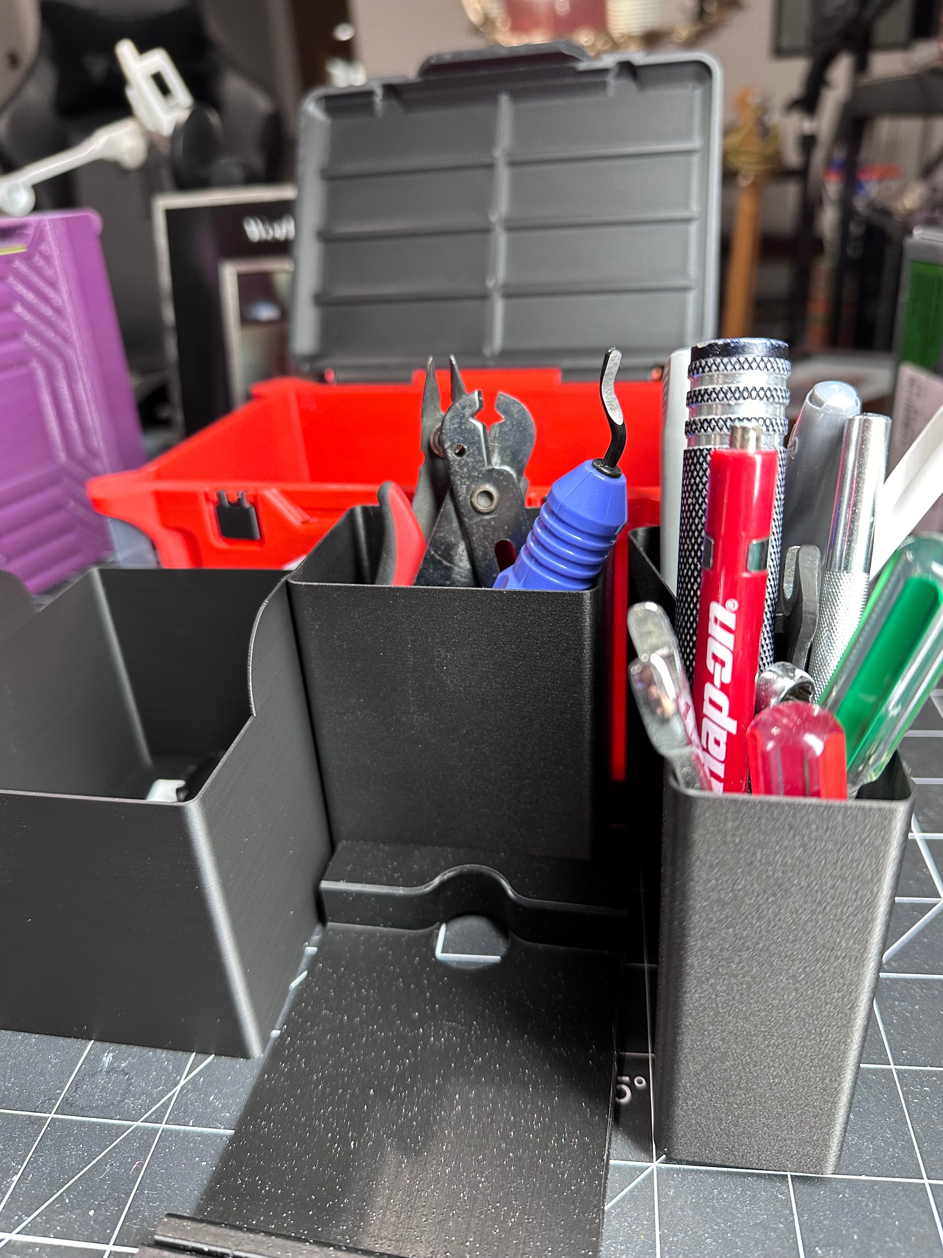 Schreibtisch-Organizer im Milwaukee Packout-Stil
