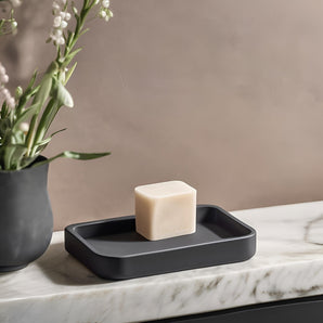 Flacher minimalistischer Seifenhalter für das Badezimmer