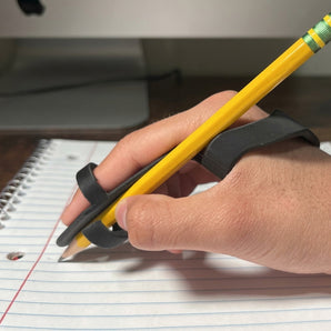 SquiggleAide ergonomische Schreibhilfe bei verminderter Griffkraft