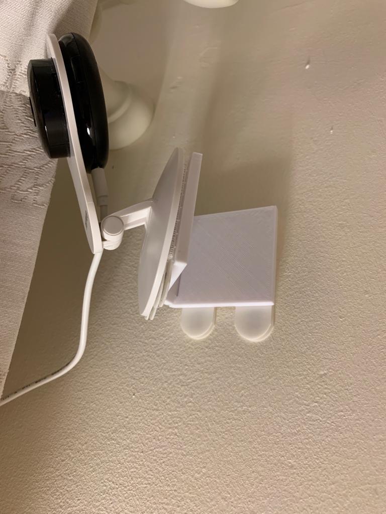 Hængslet vægmontering til wifi-kamera