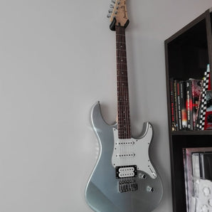 Wandmontierter E-Gitarrenständer für Yamaha Pacifica 112
