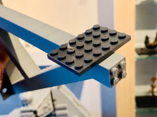 Universel LEGO Vægophæng med plads til 2x4 plade