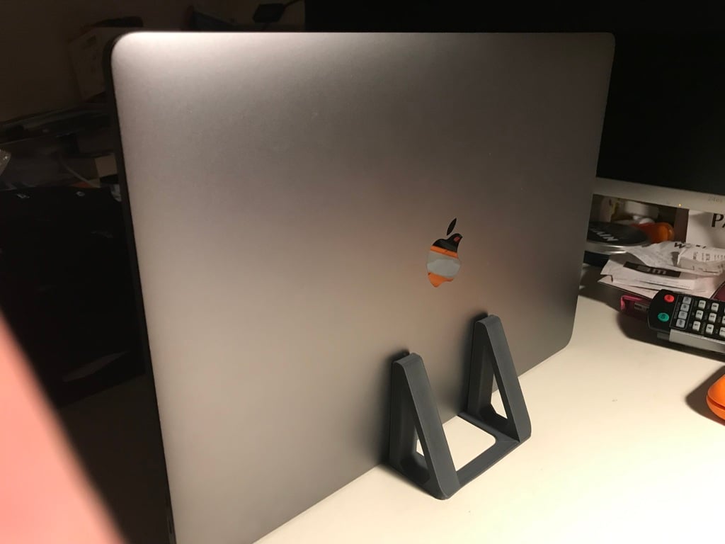 MacBook Pro-Ständer für den Clamshell-Modus