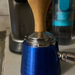 Delonghi Tamperständer - Stabile Aufbewahrung für EC685/EC680