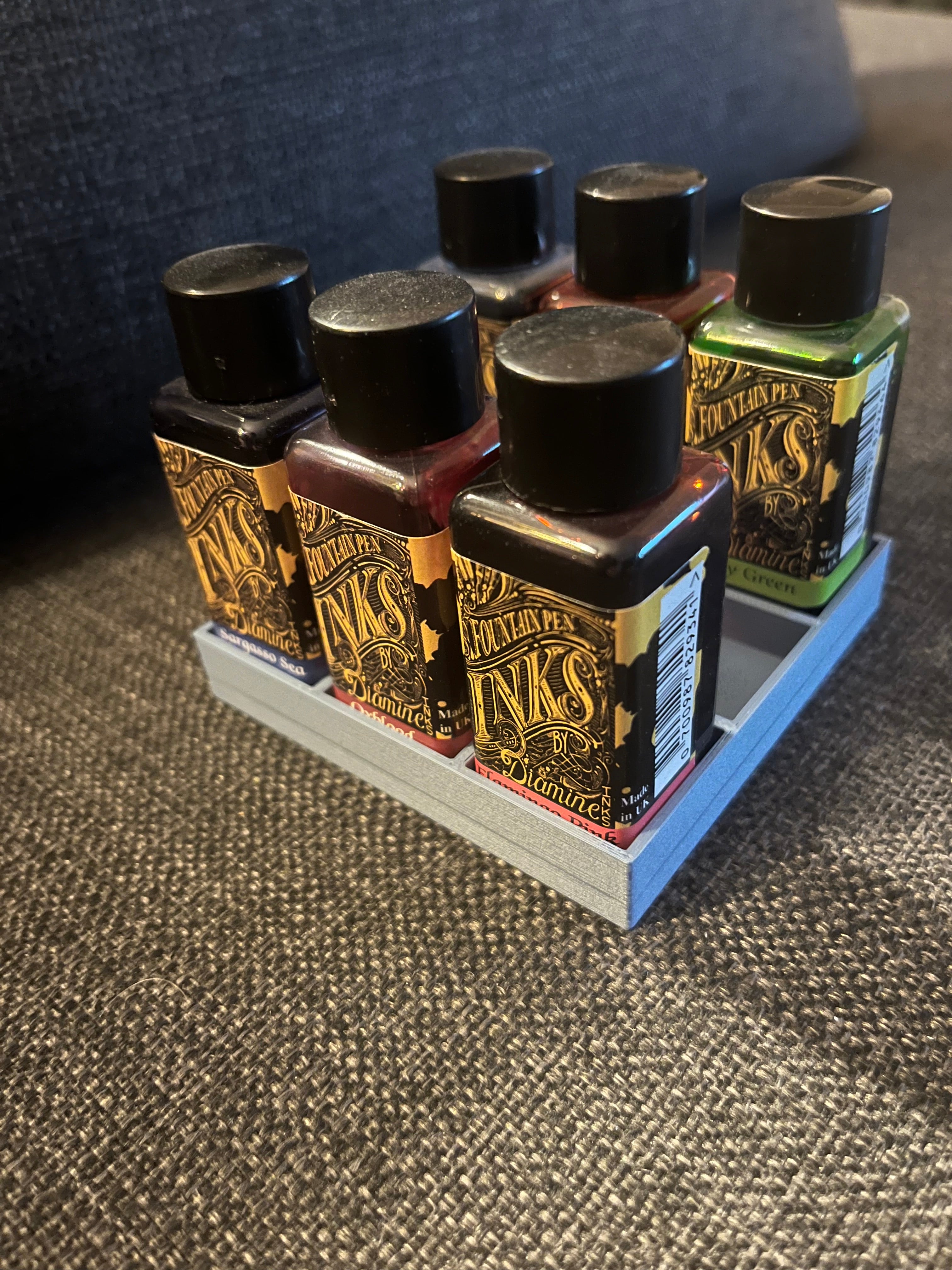 Stapelbarer Organizer für Diamine-Tintenflaschen (30 ml)