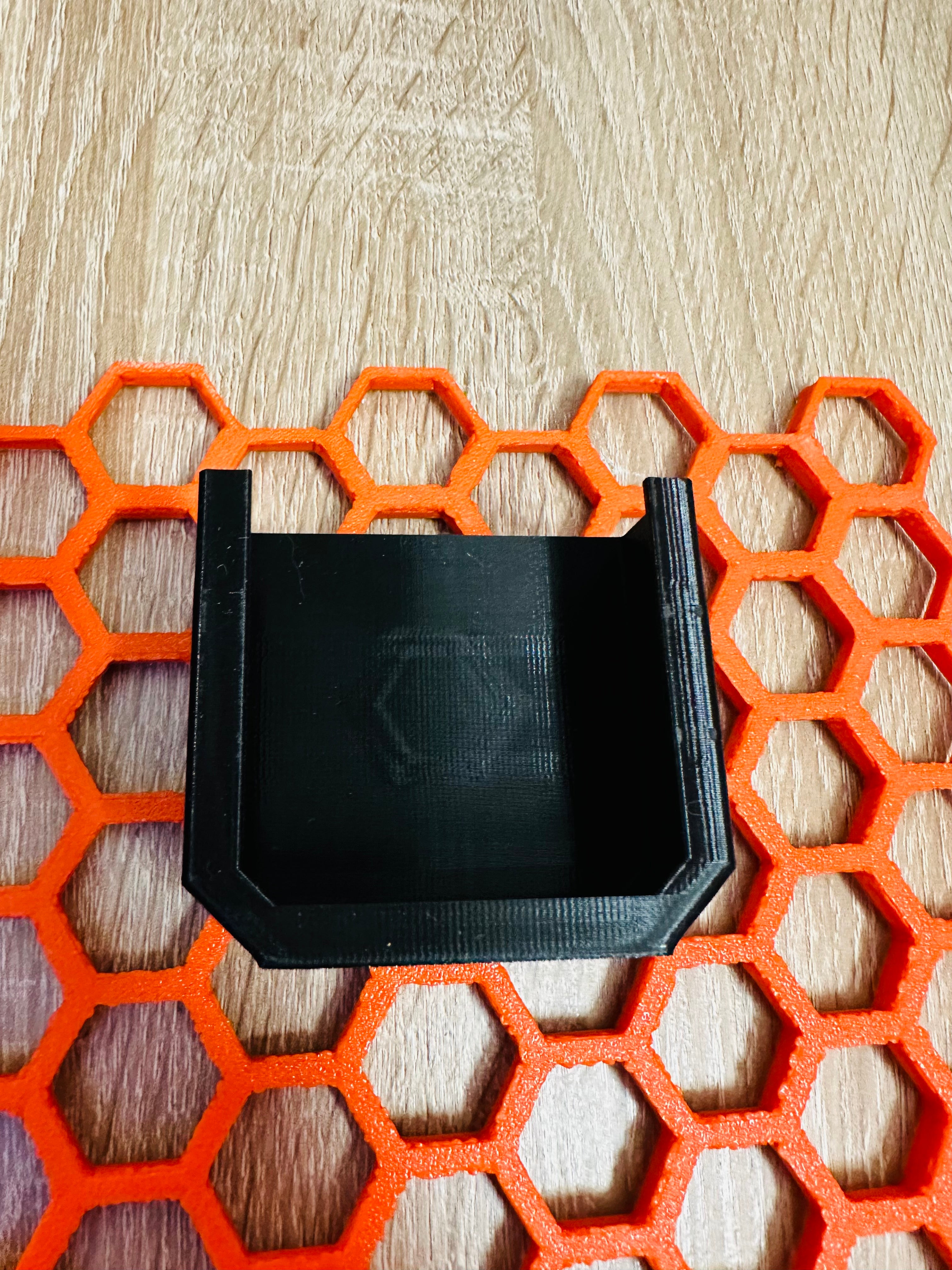 Apple Magic Mouse-Halter für Honeycomb-Wandpaneele