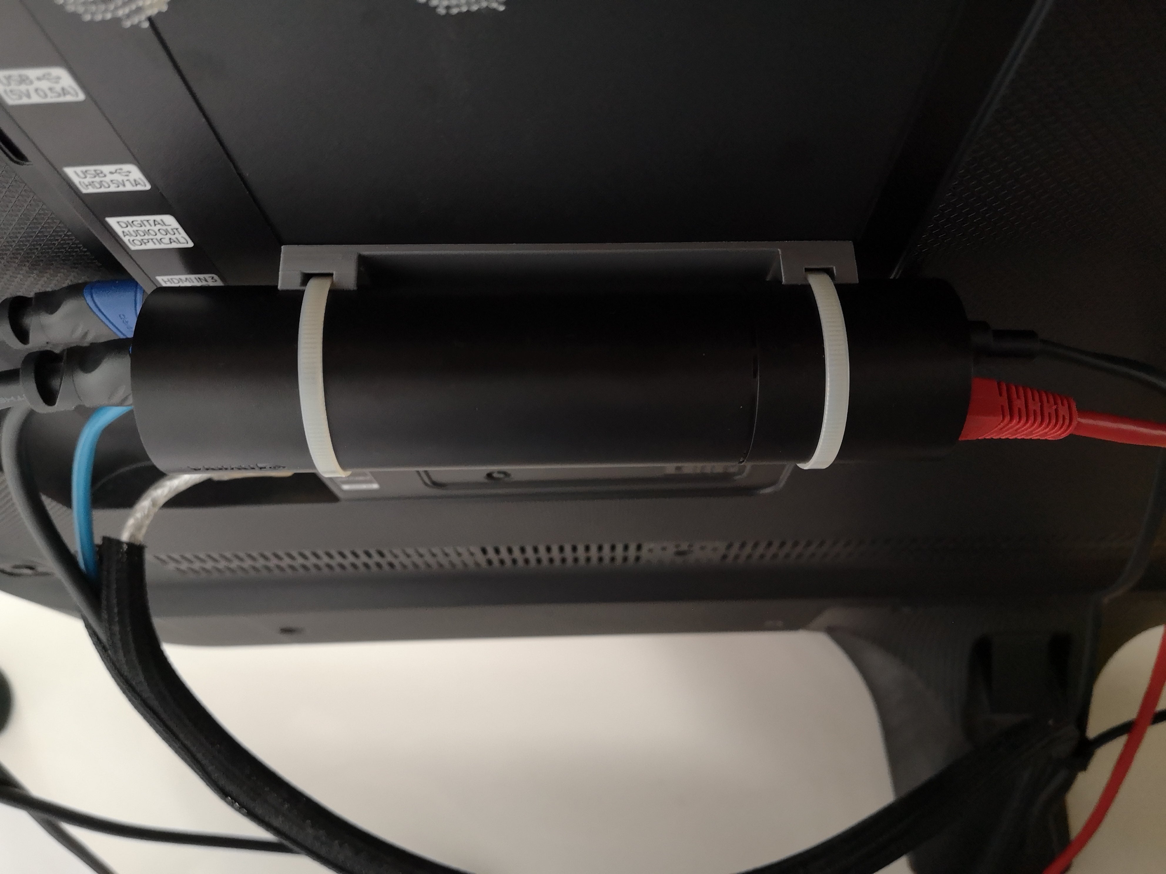 Halterung für NVidia Shield TV (2019)