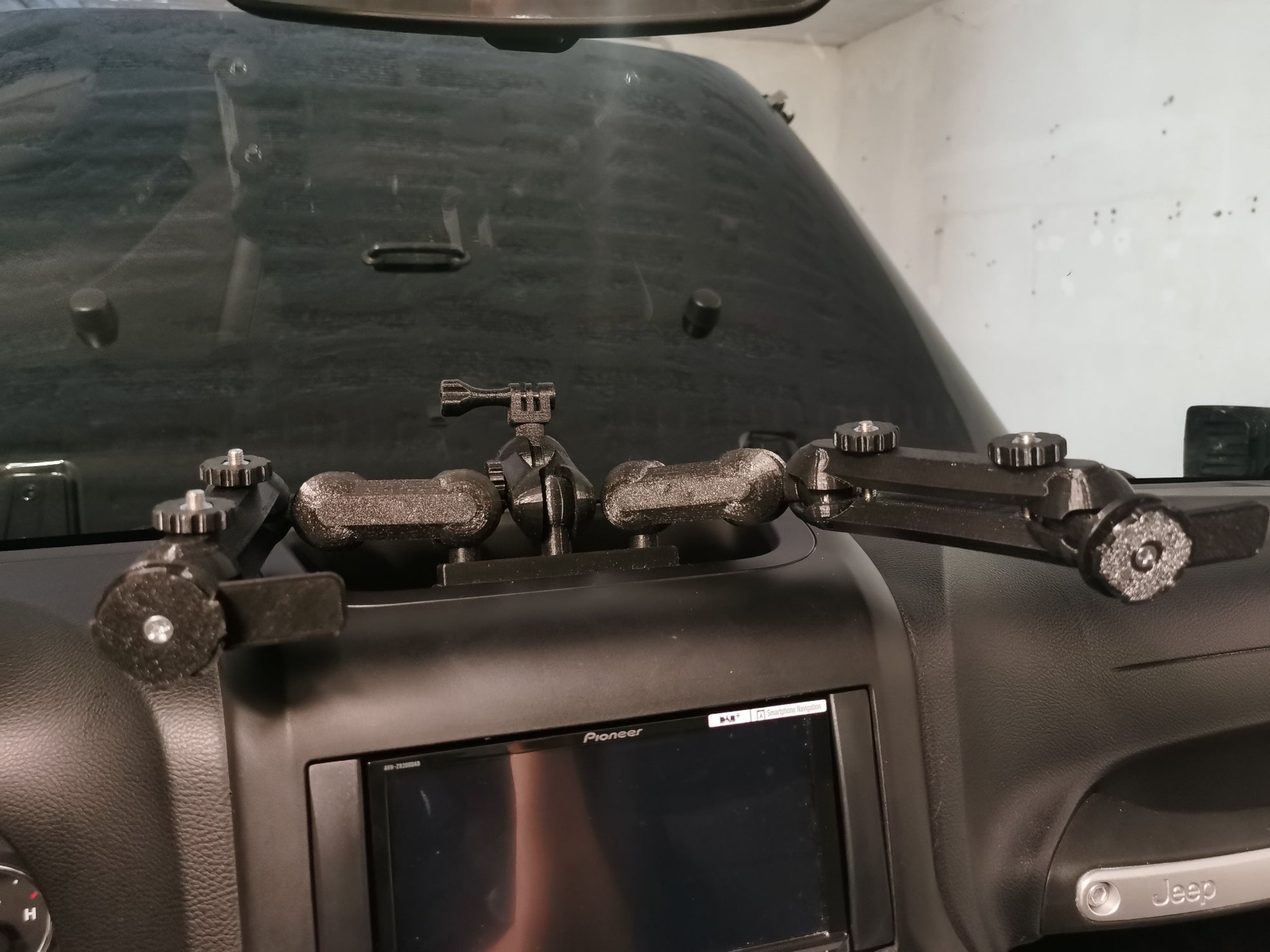 Jeep Wrangler JK Telefon-, Tablet- und GoPro-Halterung