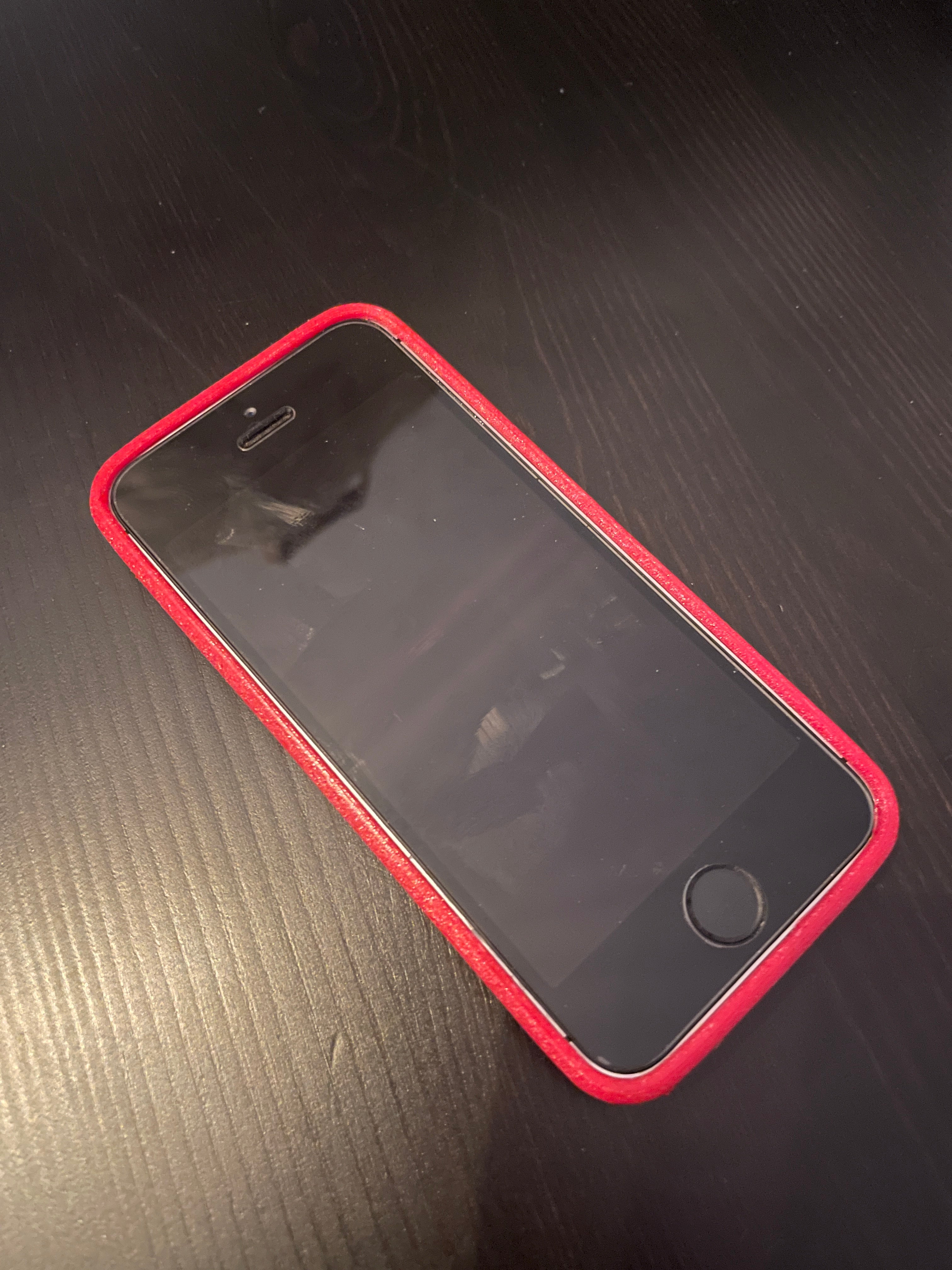 iPhone SE 2016 Hülle aus flexiblem FedFilamen TPU