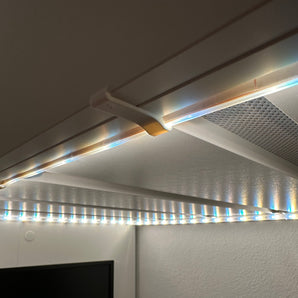 Hue Lystrip-Clips für IKEA SMÅSTAD-Bett – schonende Installation