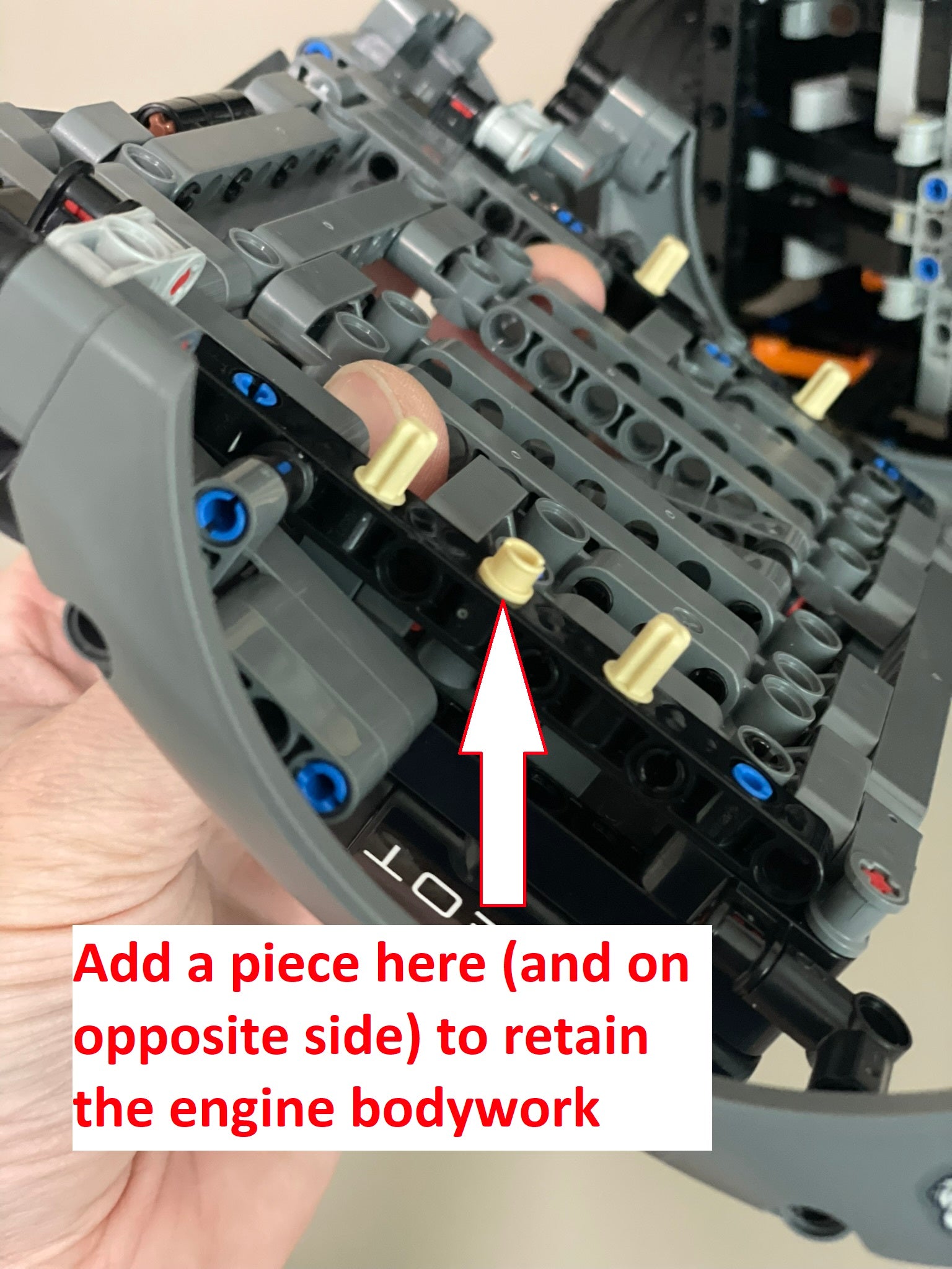 Vægbeslag til LEGO Peugeot 9X8 24H Le Mans Hybrid Hypercar 42156