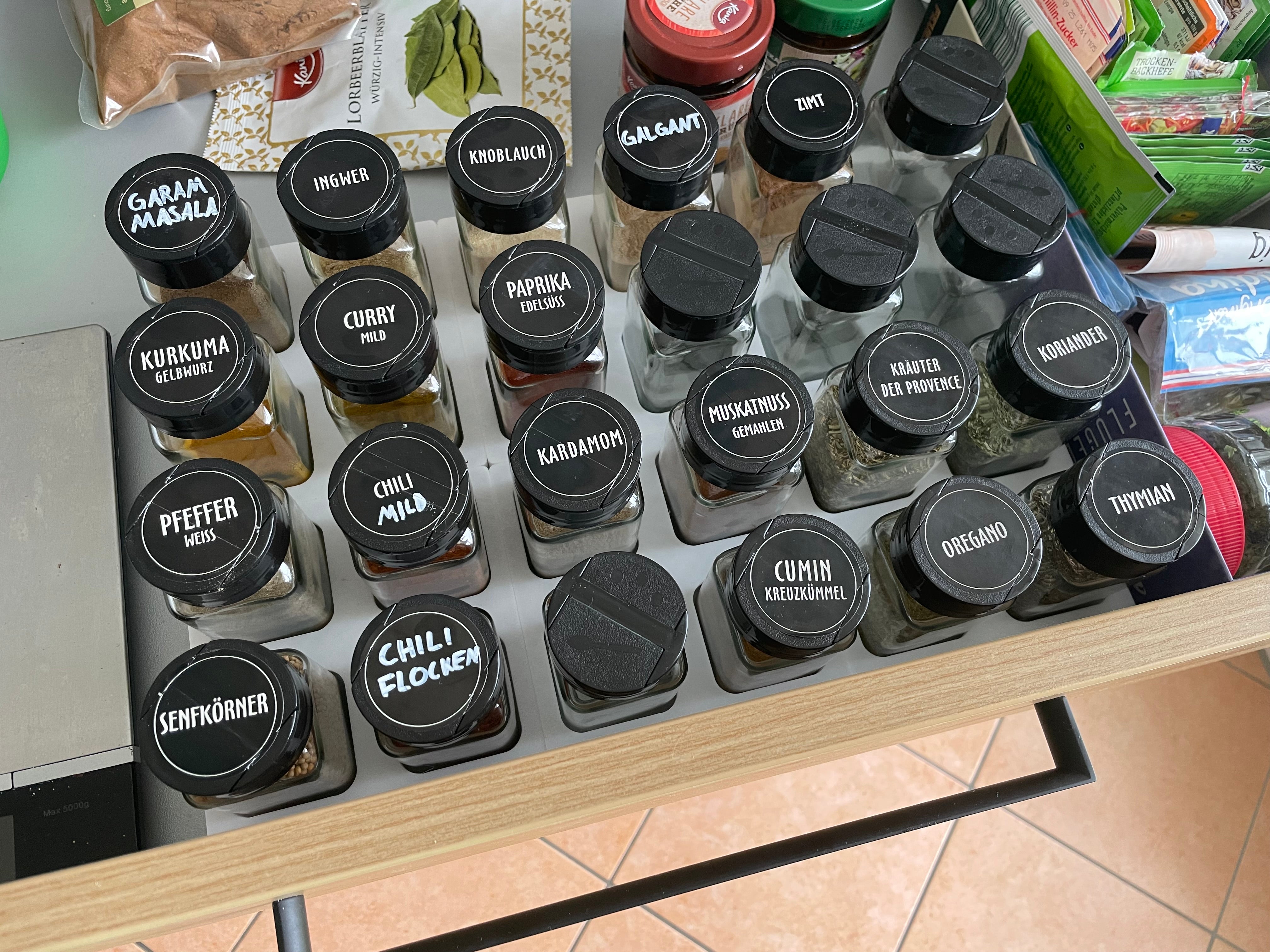 Gewürzglas-Organizer für Skuffer