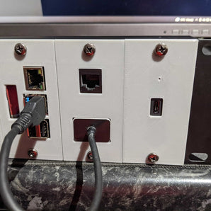 Raspberry Pi USB3-Hub und zusätzlicher Netzwerkanschluss – 19" 2U Rackmount-Adapter