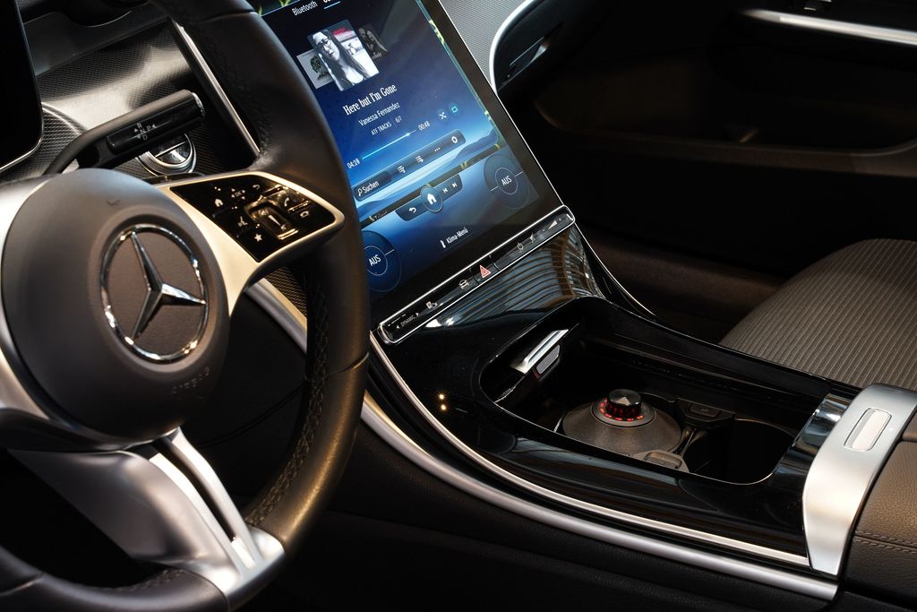 Helix Conductor Getränkehalterhalterung für Mercedes W206
