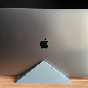 Eleganter Notebookständer für Apple MacBook Pro 16