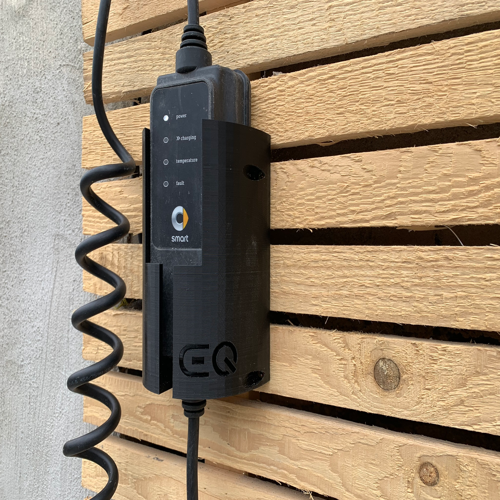 Ladekabelhalter für Smart EQ – Organized Charging