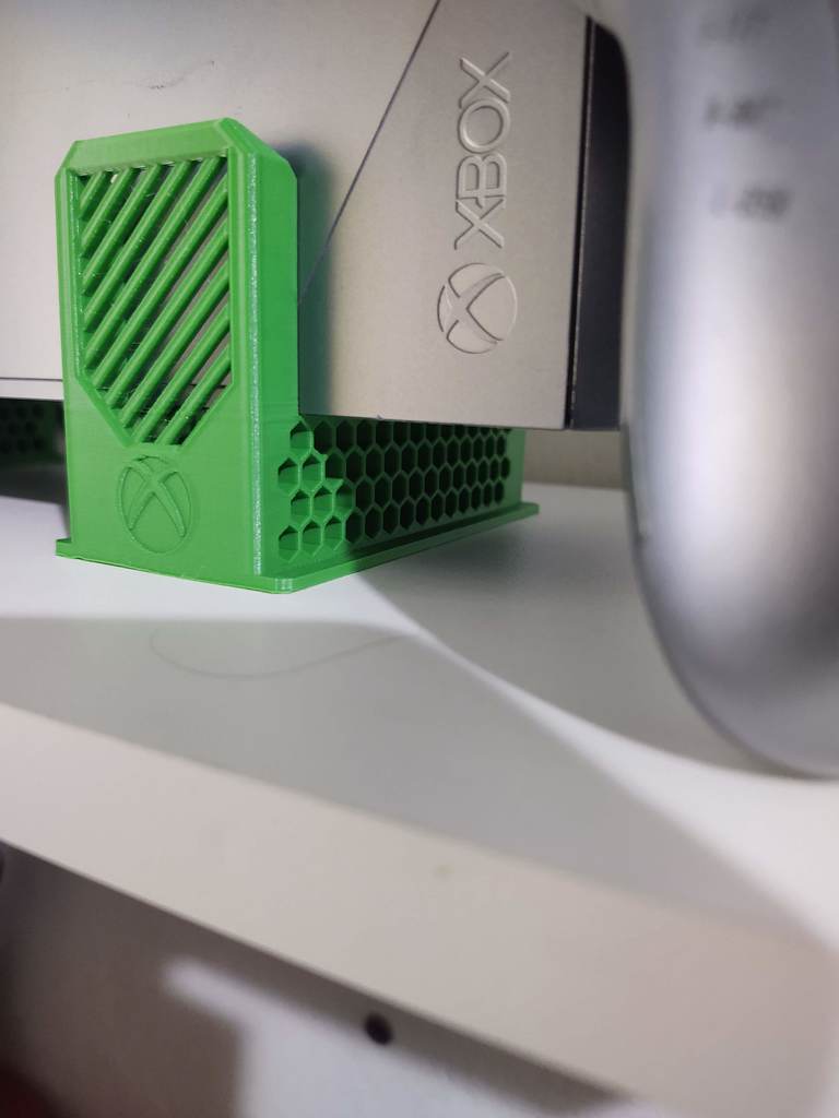 Vertikaler Ständer für Xbox One – Hello Edition