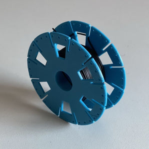 Kompakte Spule für 1mm Gummischnur