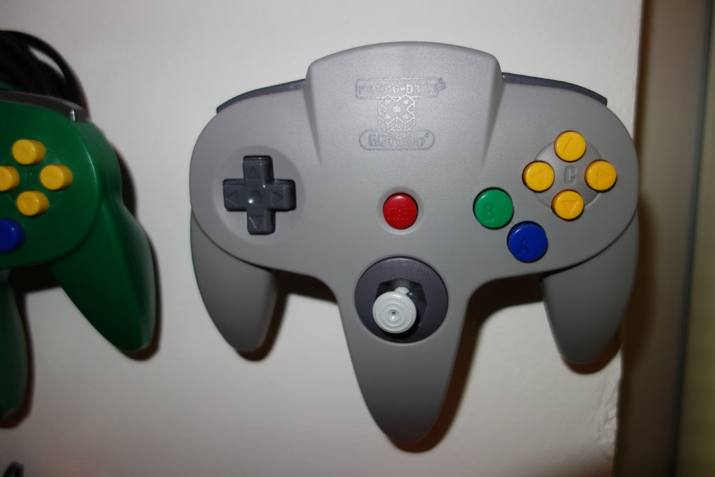 Wandhalterung für 8bitdo X Retro-Bit 64 Controller