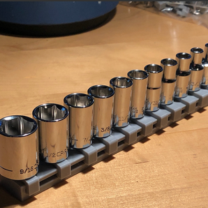 Effiziente Organizer-Schiene für 1/4"-Steckschlüssel