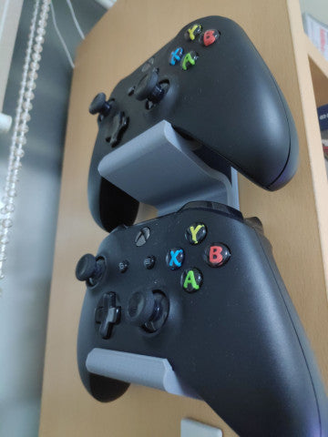 Duale Wandhalterung für Xbox One Controller