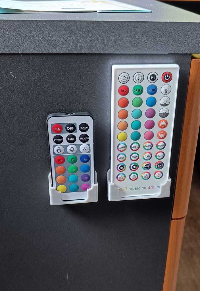 RGB-LED-Fernbedienungshalter Remix für 3 x 7 und 4 x 10 Löcher