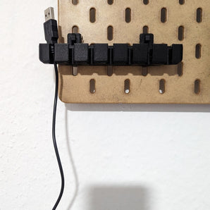 Skadis USB-Kabelhalter