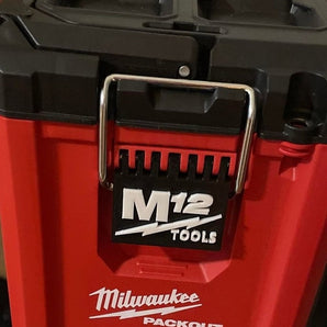 Milwaukee Packout-Schloss mit M12-Logo für Compact Toolbox