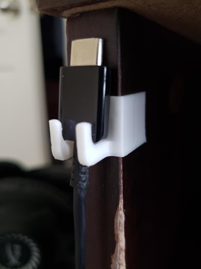 Kabelhalter für den Schreibtisch – Organisieren Sie Ihr Samsung USB-C-Ladegerät