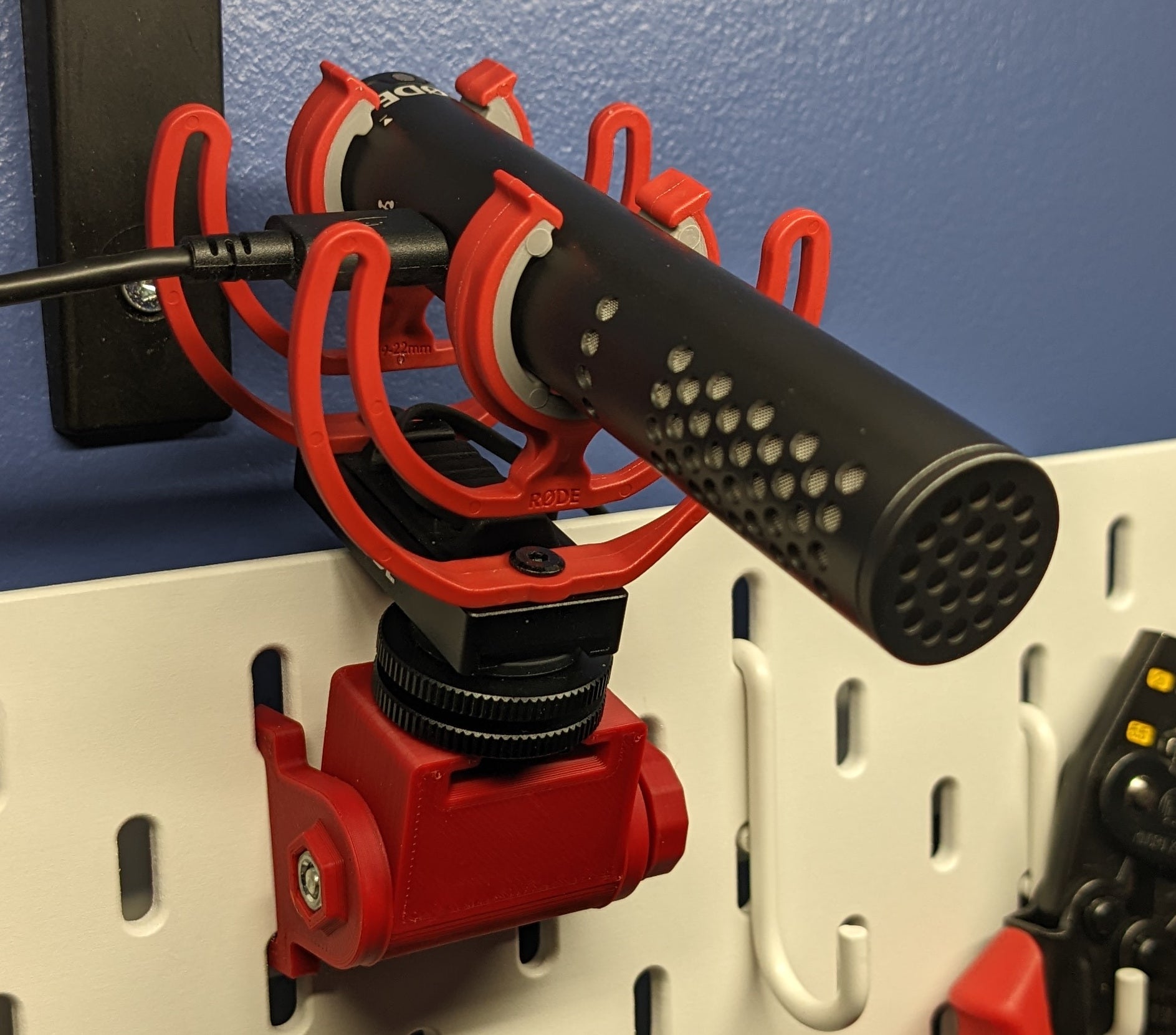 SKÅDIS Cold Shoe Mount – Lösung zur Mikrofonmontage