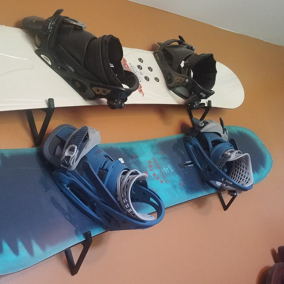 Wandmontage für Snowboard
